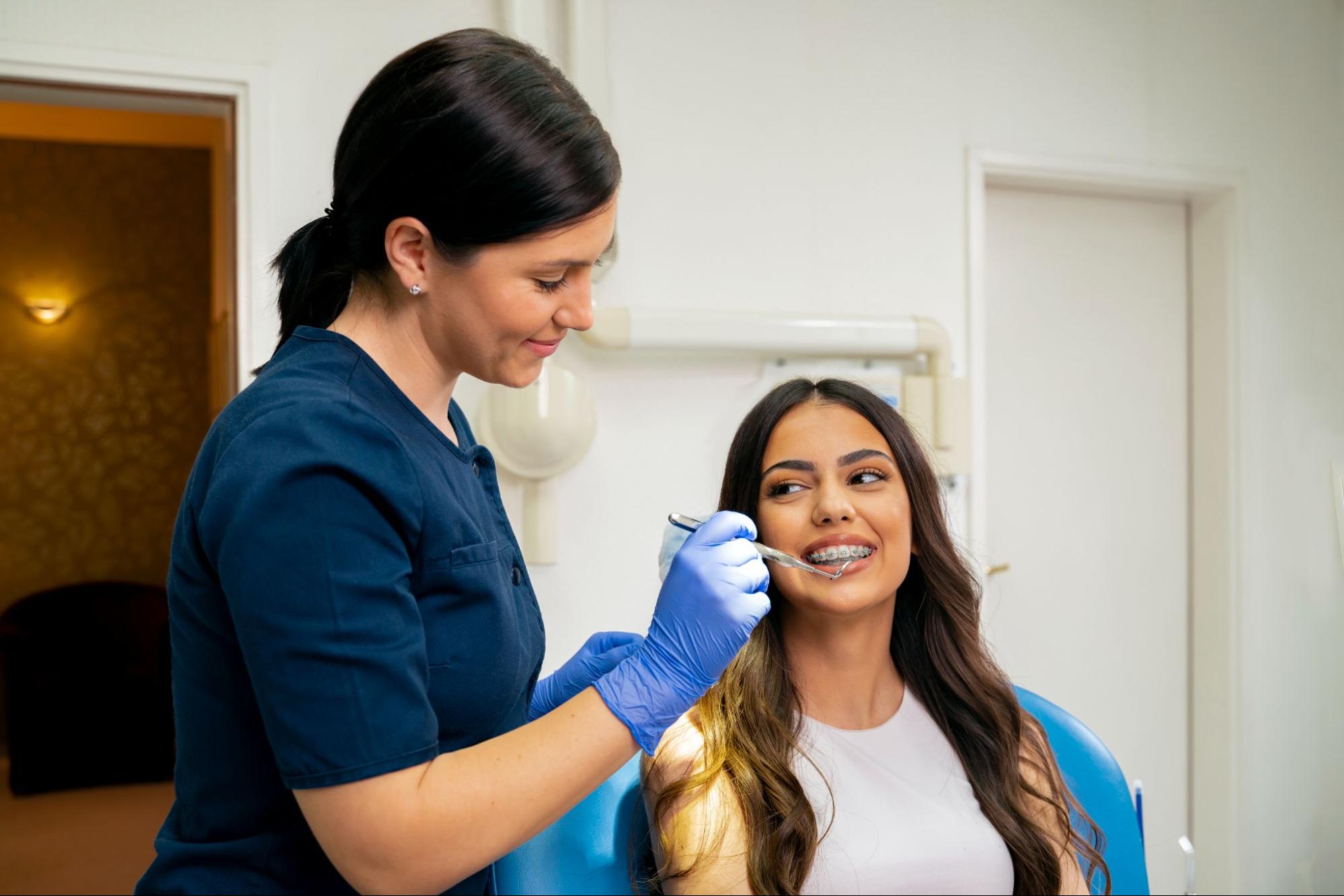How Do I Choose the Right Orthodontist?