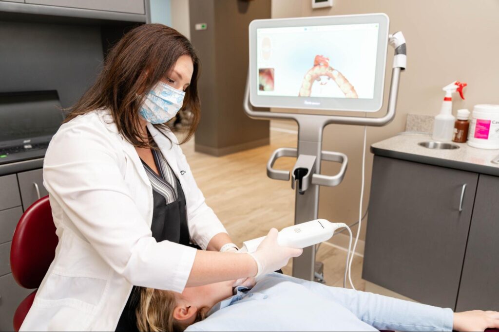 Choosing Between Metal and Clear Braces